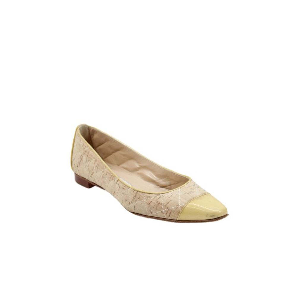 Manolo Blahnik Womens Patent Leather Cap Toe Quilted Cork Ballet Flats Beige 38